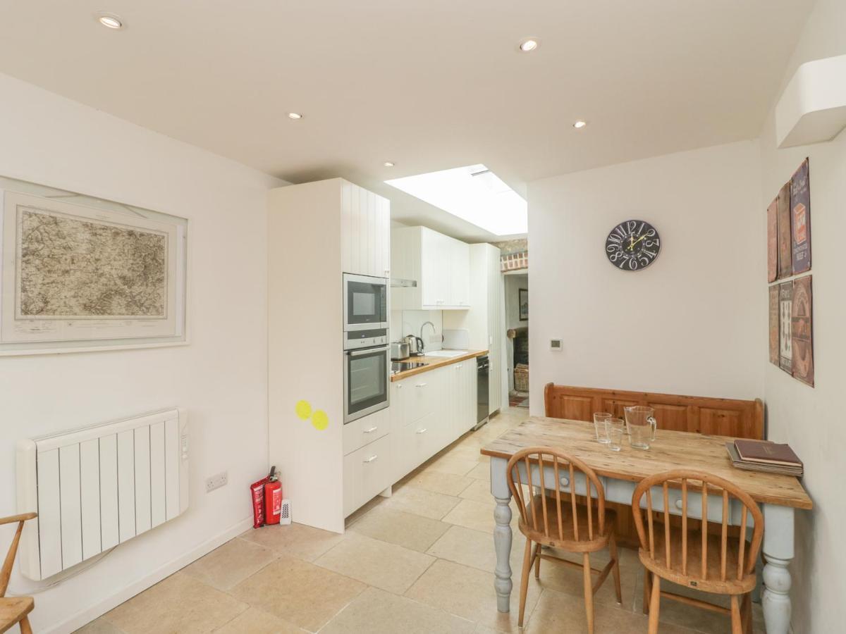 Apple Tree Cottage Shillingstone Exterior photo